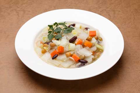食べる野菜スープ「冬色野菜のズッパ」の写真